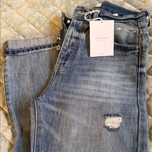 NWT KanCan Women's Light Wash Distressed Boyfriend Jeans